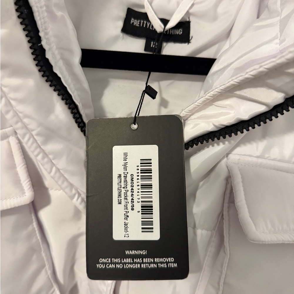 Prettylittlething White Puffer Jacket - image 3